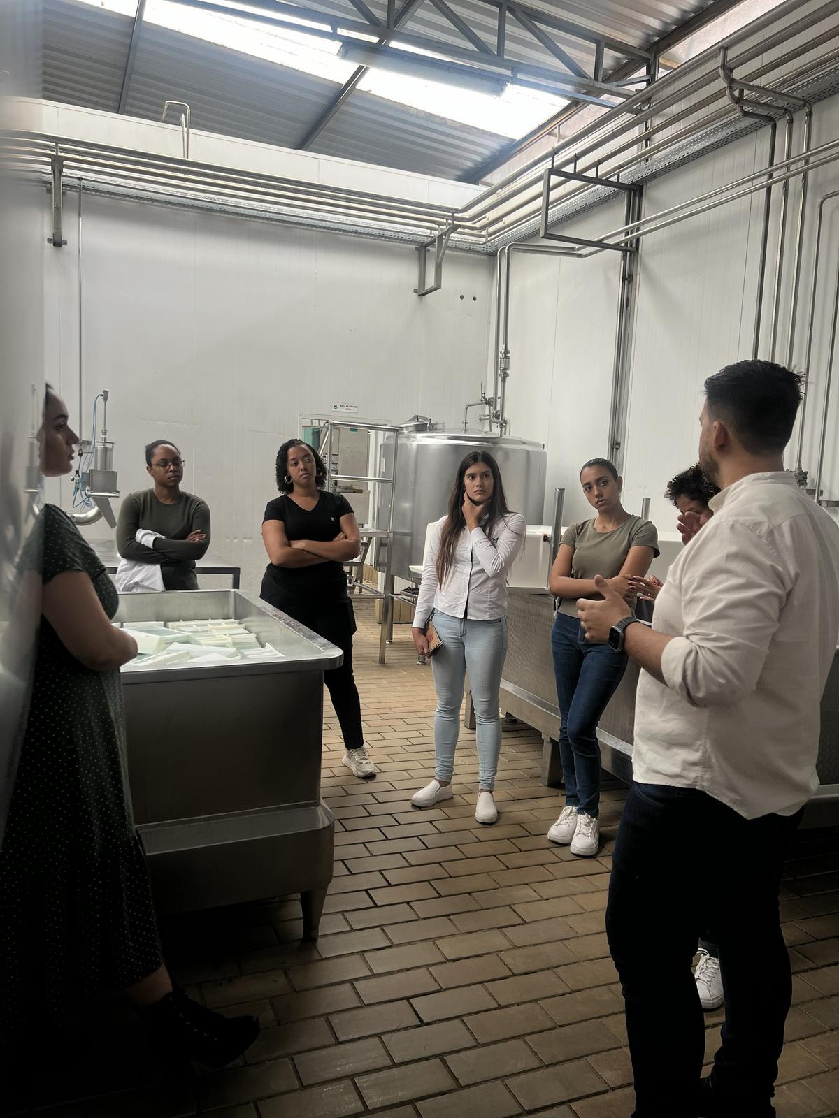 Equipe Consulak em indústria